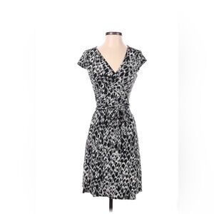 Women’s Black & White Ann Taylor Casual Midi Dress Size XS